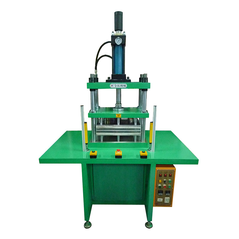 �͉��ቺ�CKT5301